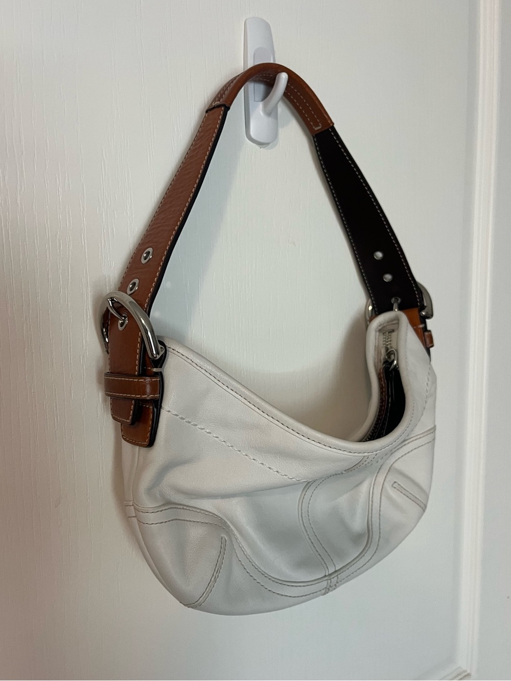 Coach SoHo, white leather small soho bag ✨